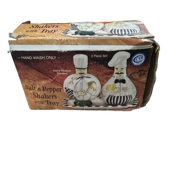 Vintage Chef Salt and Pepper Shakers with Tray‎ Ceramic Collectible - Picture 9 of 10